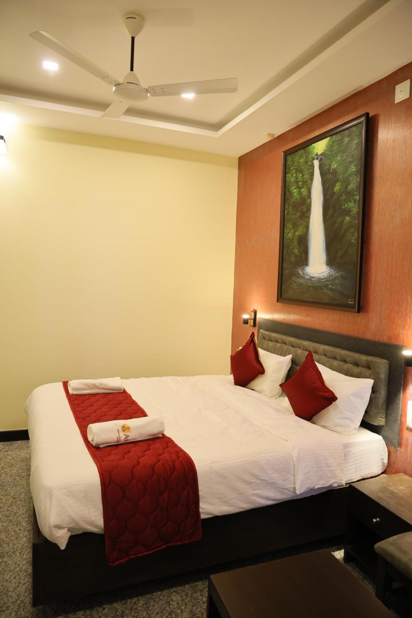 Hotel Ashlesh Маніпала Екстер'єр фото