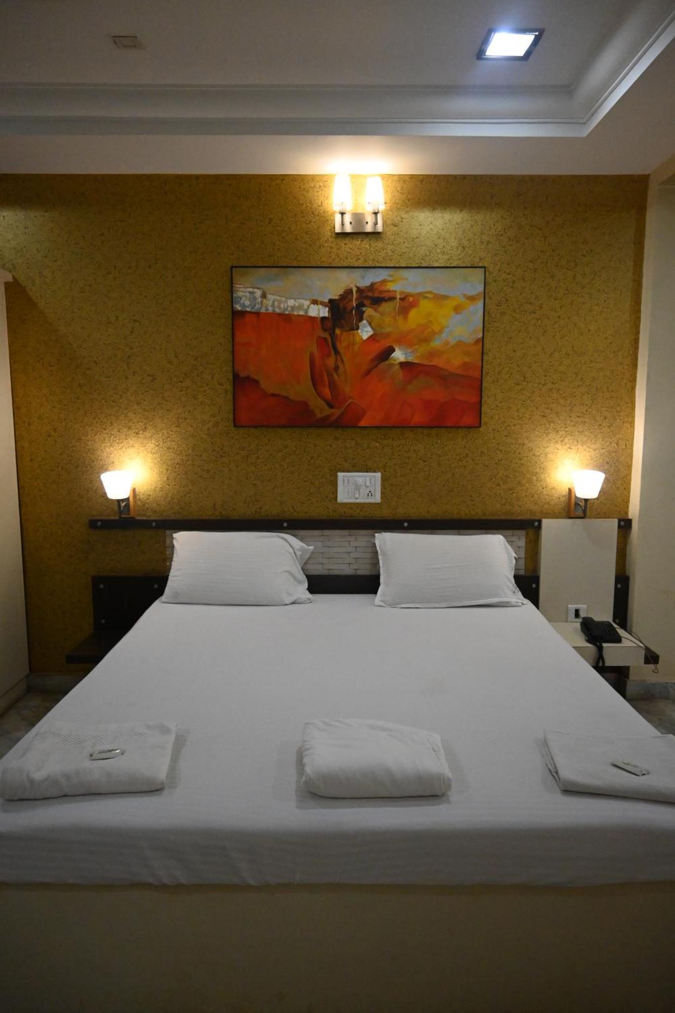 Hotel Ashlesh Маніпала Екстер'єр фото