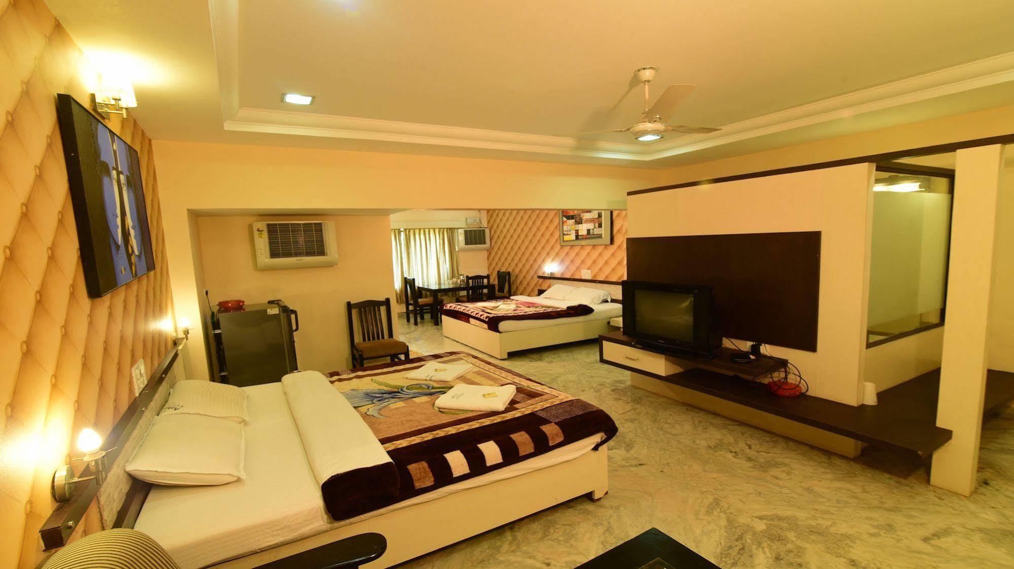 Hotel Ashlesh Маніпала Екстер'єр фото